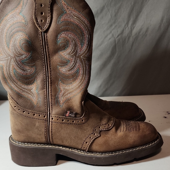 Justin Boots - Picture 5 of 10